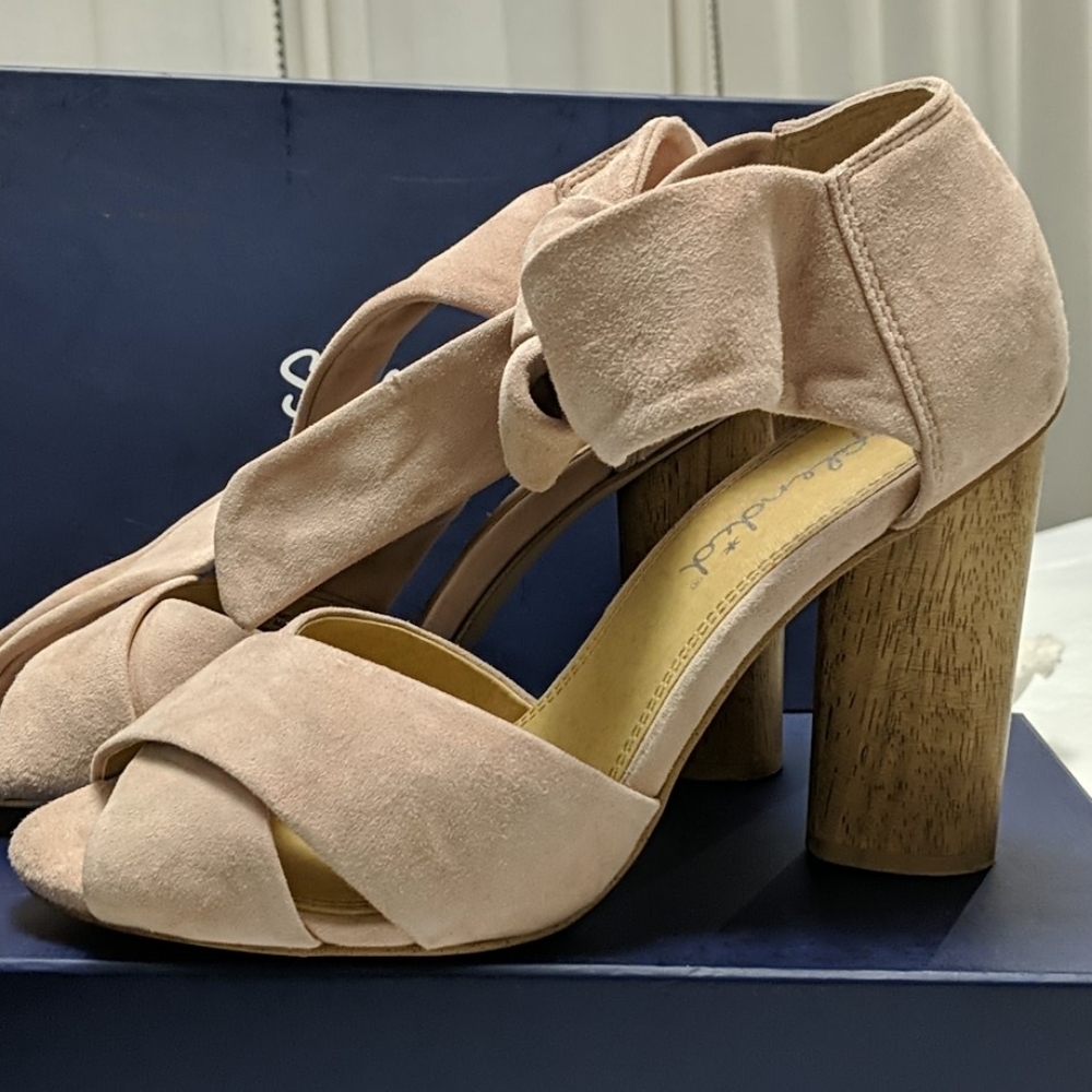 Suede heels